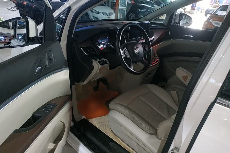 Used Buick GL8 2021 Land Cruiser Executive Class 652T Luxury Model