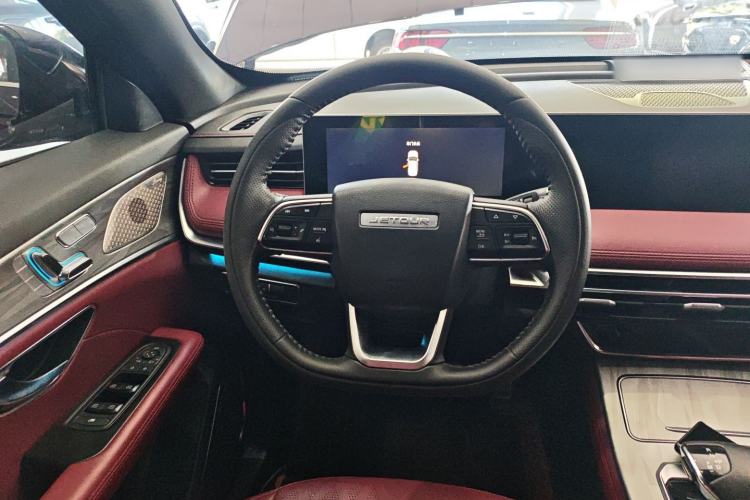 Used Jetour X70 PLUS 2023 1.5T DCT Brave PLUS 5-Seater