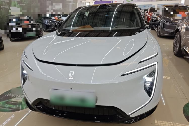 Used  07 2024 Ultra All-Electric Four-Wheel Drive
