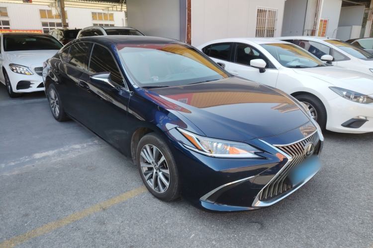 TDK.VehicleDetails.img