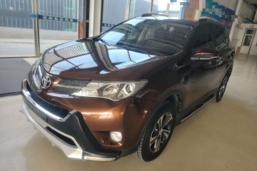 Used Toyota RAV4 2015 2.0L CVT Two-Wheel Drive Fashion Edition