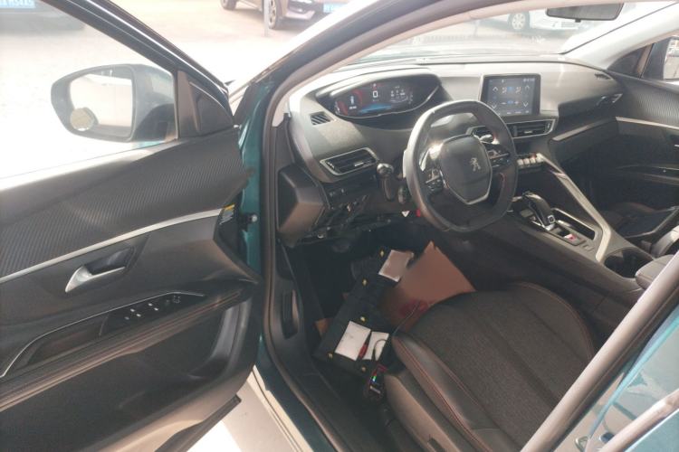 Used Peugeot 5008 2017 380THP 7-Seater Elite Edition
