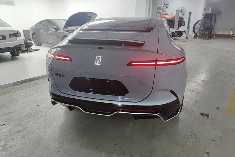 Used  12 2024 700 Three-Laser Rear-Wheel Drive Luxury Edition
