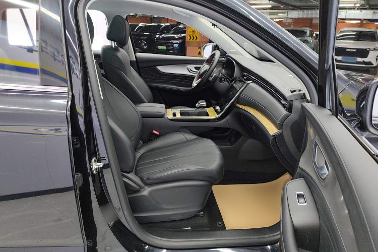 Used Roewe RX5 MAX 2019 300TGI Automatic 4G Connect Luxury Edition
