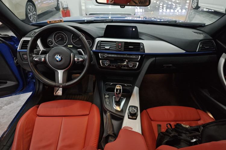 Used BMW 3 Series 2019 320i M Sport Package
