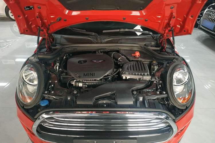 Used  MINI 2016 1.5T COOPER Five-Door Edition
