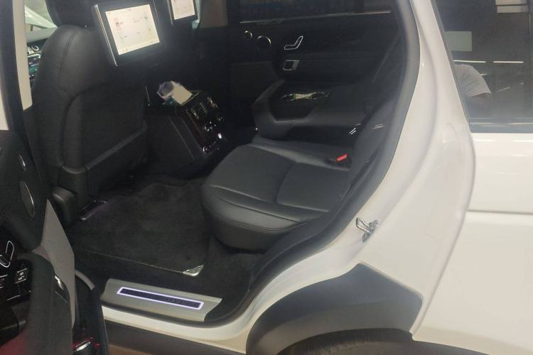 Used Land Rover Range Rover 2020 3.0 L6 Long-Wheelbase Legacy
