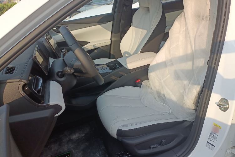 Used BYD Seal 06 New Energy 2024 DM-i 120KM Luxury Model
