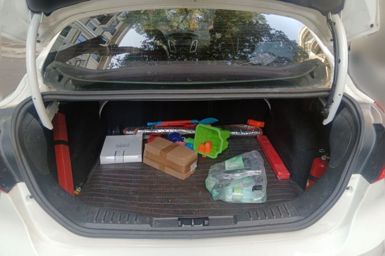 Used Ford Focus 2012 Sedan 1.6L Automatic Fashion Edition
