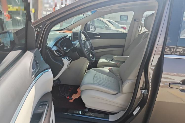 Used Buick GL8 2023 Land Executive Class Smart Enjoyment Model
