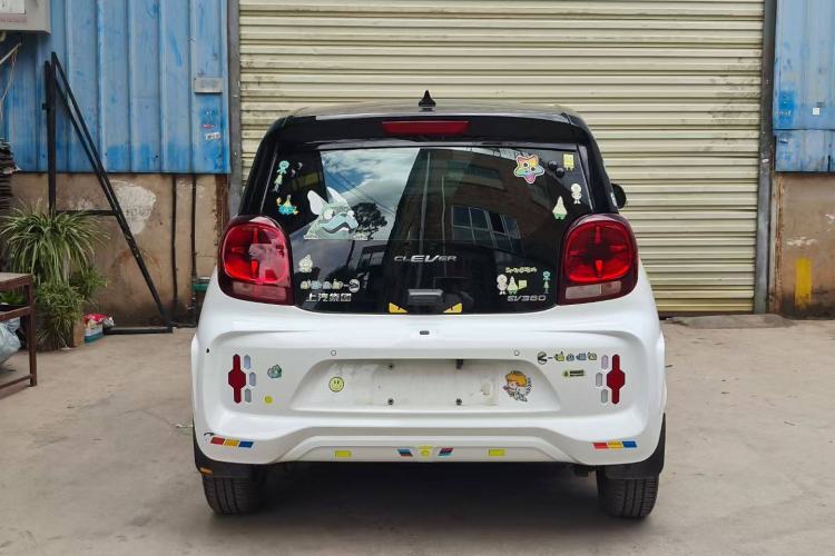 Used Roewe Clever 2021 302 km New Four-Seater Super-Efficient Version
