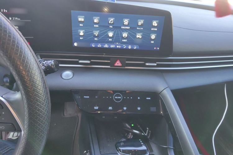 Used Hyundai Elantra 2021 1.5L CVT LUX Prestige Edition