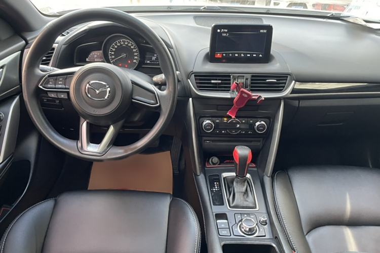 Used Mazda CX-4 2018 2.0L Automatic Two-Wheel Drive Blue Sky Exploration Version China V Standard
