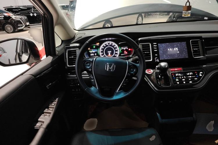 Used Honda Elysion 2019 2.0L Hybrid Luxury Edition
