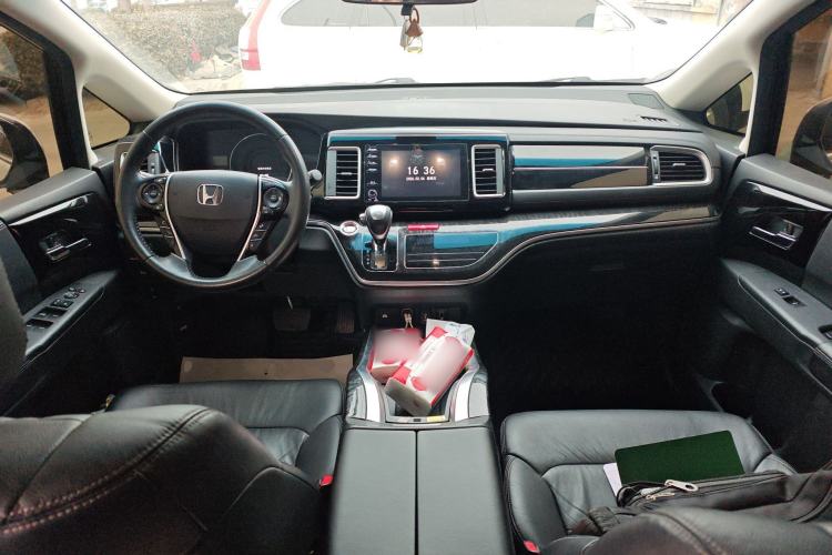 Used Honda Elysion 2019 2.0L Hybrid Luxury Edition
