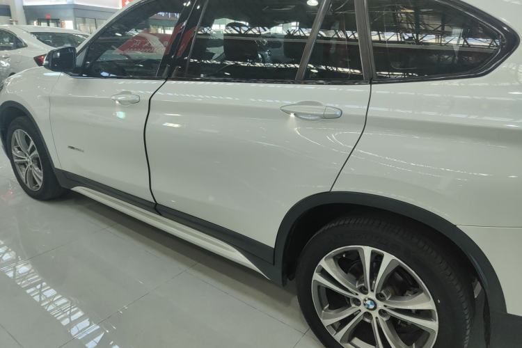 Used BMW X1 2016 xDrive20Li Luxury Model
