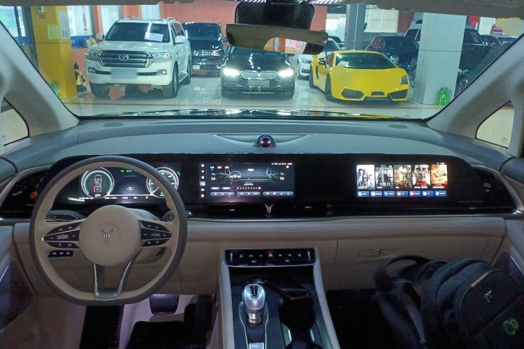 Used VOYAH Dream 2024 PHEV Ultra-Long Range Flagship Edition
