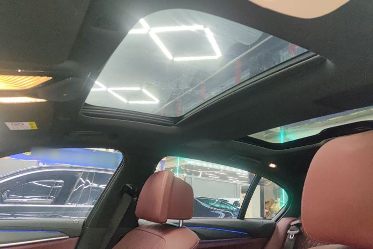 Used BMW 5 Series 2021 Restyled 530Li Luxury Edition M Sport Package