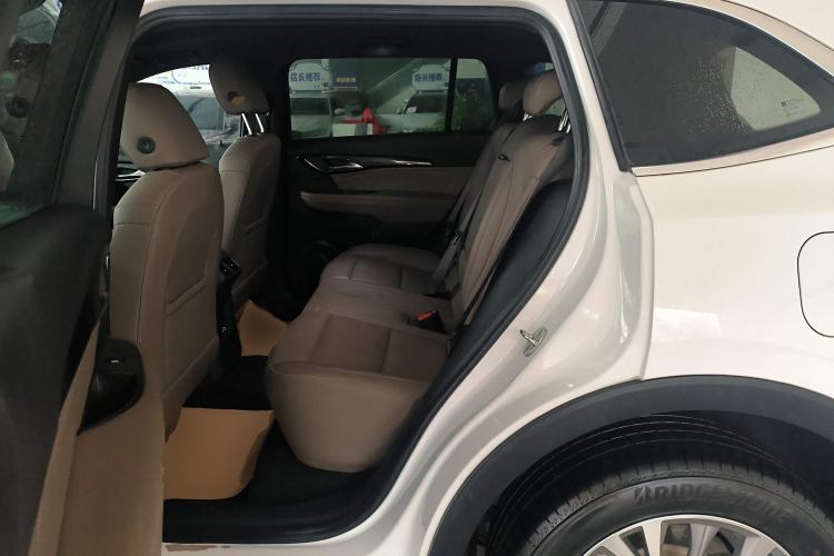 Used Buick Envision 2022 Encore Plus 652T Five-Seat Luxury Model
