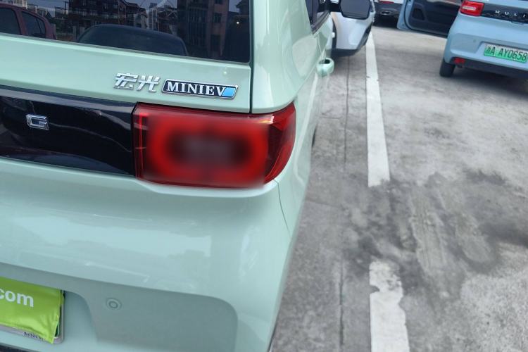 Used Wuling Hongguang MINIEV 2021 Macaron Premium Model – Lithium Iron Phosphate
