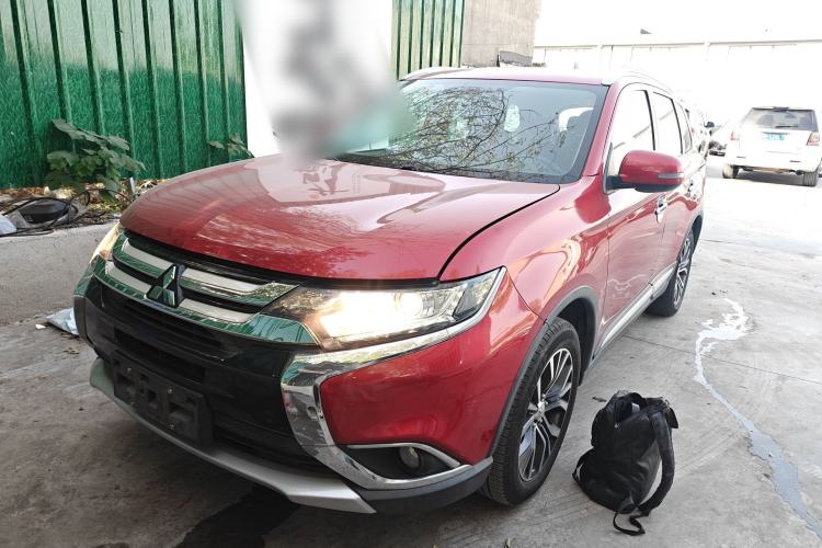 Used Mitsubishi Outlander 2018 2.0L Two-Wheel Drive Glory Edition 5 Seats
