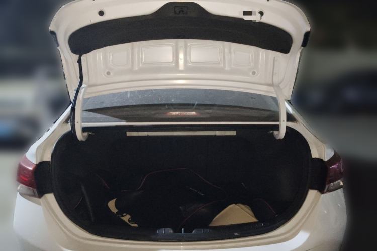 Used Hyundai Verna 2016 1.4L Automatic Cool Edition GLS
