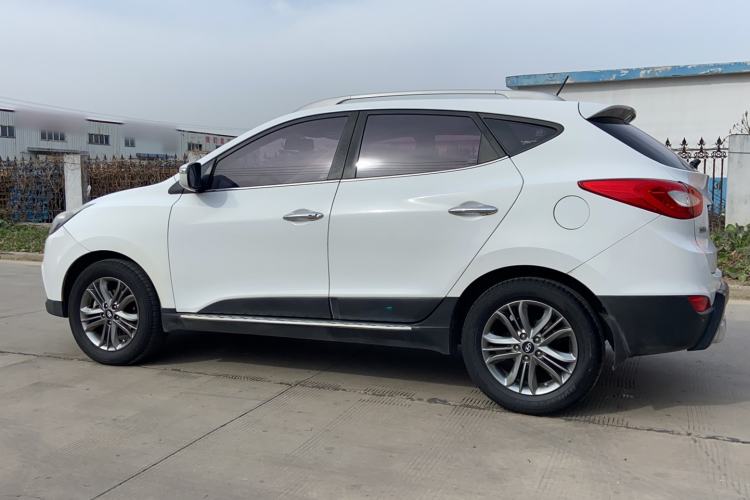 Used Hyundai ix35 2015 2.0L Automatic 2WD Smart Type China IV