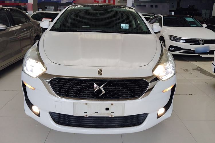 Used  5 2015 1.6T Luxury Edition THP160