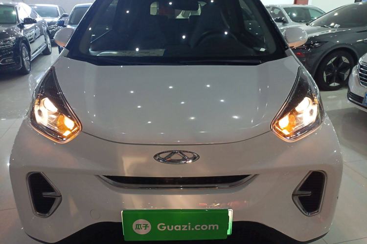 Used Chery Little Ant 2022 Sweet Pink Edition Low-Sugar Version 30kW 301km Range
