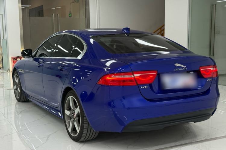Used Jaguar XE 2017 2.0T 200 PS R-Sport