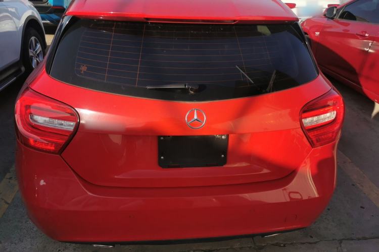 Used Mercedes-Benz A-Class 2015 A 200 Fashion Model
