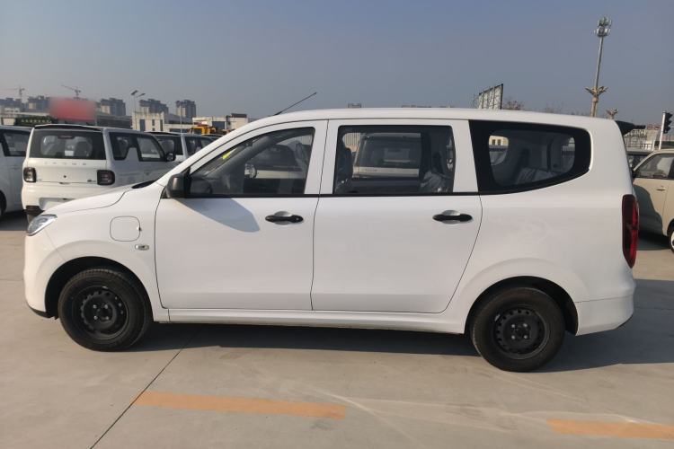 Used Wuling Hongguang New Energy 2024 All-Electric Model 300KM Standard Version