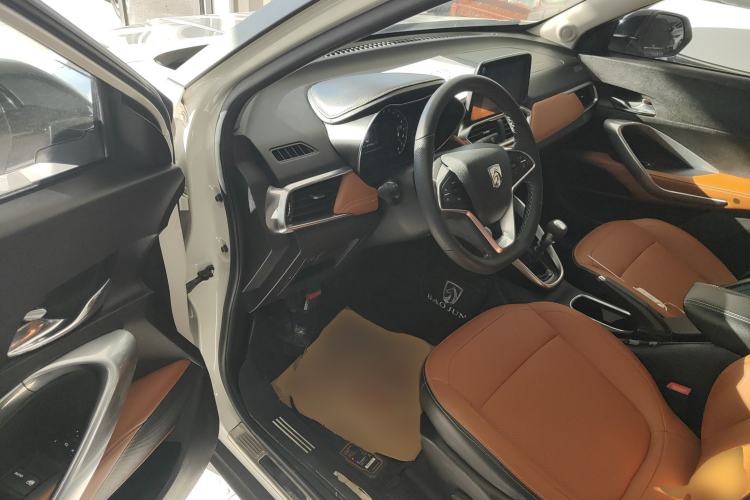 Used Baojun 510 2017 1.5L Manual Luxury Model
