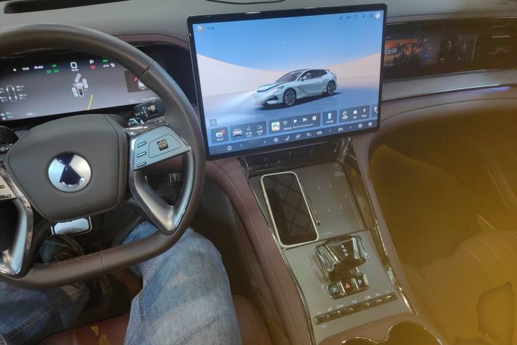 Used Denza Z9GT 2024 1100 Four-Wheel Drive Max Edition
