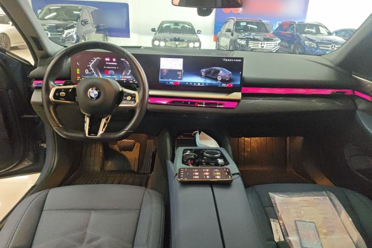 Used BMW 5 Series 2024 530Li Luxury Edition M Sport Package