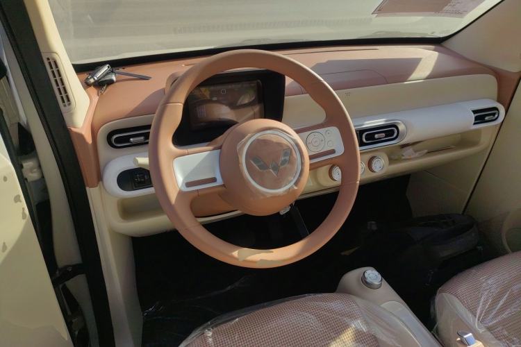 Used Wuling Hongguang MINIEV 2024 3rd Generation 215km Youth Edition