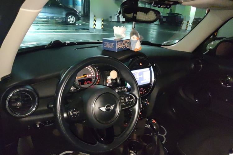 Used  MINI 2016 1.2T ONE Pioneer Edition
