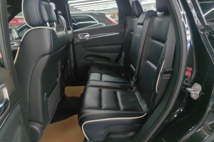 Used  Grand Cherokee 2015 3.6L Luxury Navigation Edition