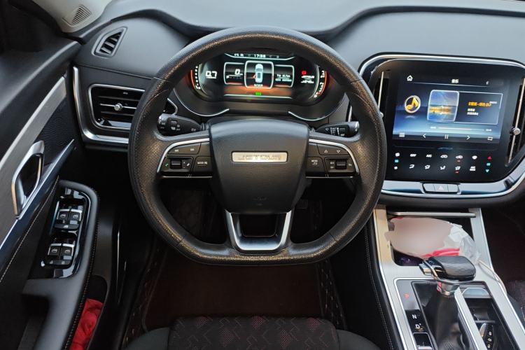 Used JETOUR X70 PLUS 2021 1.5T DCT Fire 7-Seater
