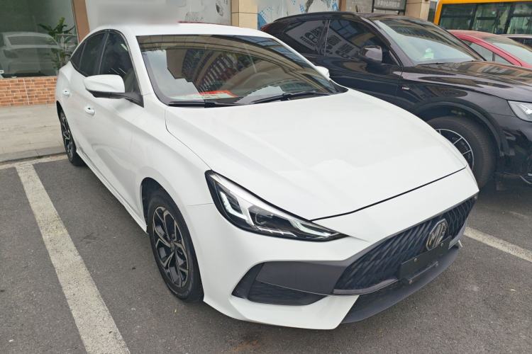 Used MG 5 2022 180 DVVT CVT Youth Luxury Edition