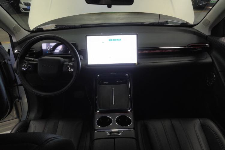 Used AION V 2024 Aion Tyrannosaurus 650 Smart Premium Edition