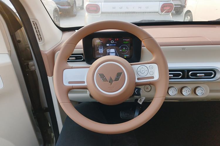 Used Wuling Hongguang MINIEV 2024 3rd Generation 215km Youth Edition
