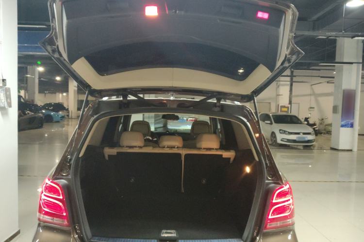 Used Mercedes-Benz GLK-Class 2013 GLK 300 4MATIC Dynamic Sunroof Model
