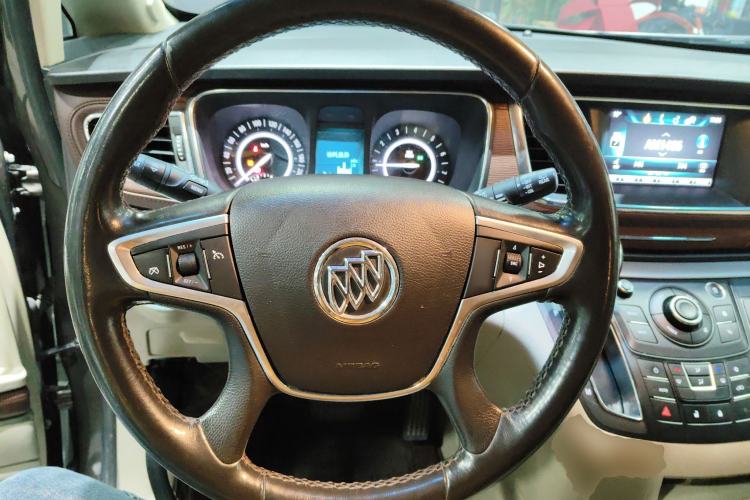 Used Buick GL8 2017 25S Luxury Version China V Standard