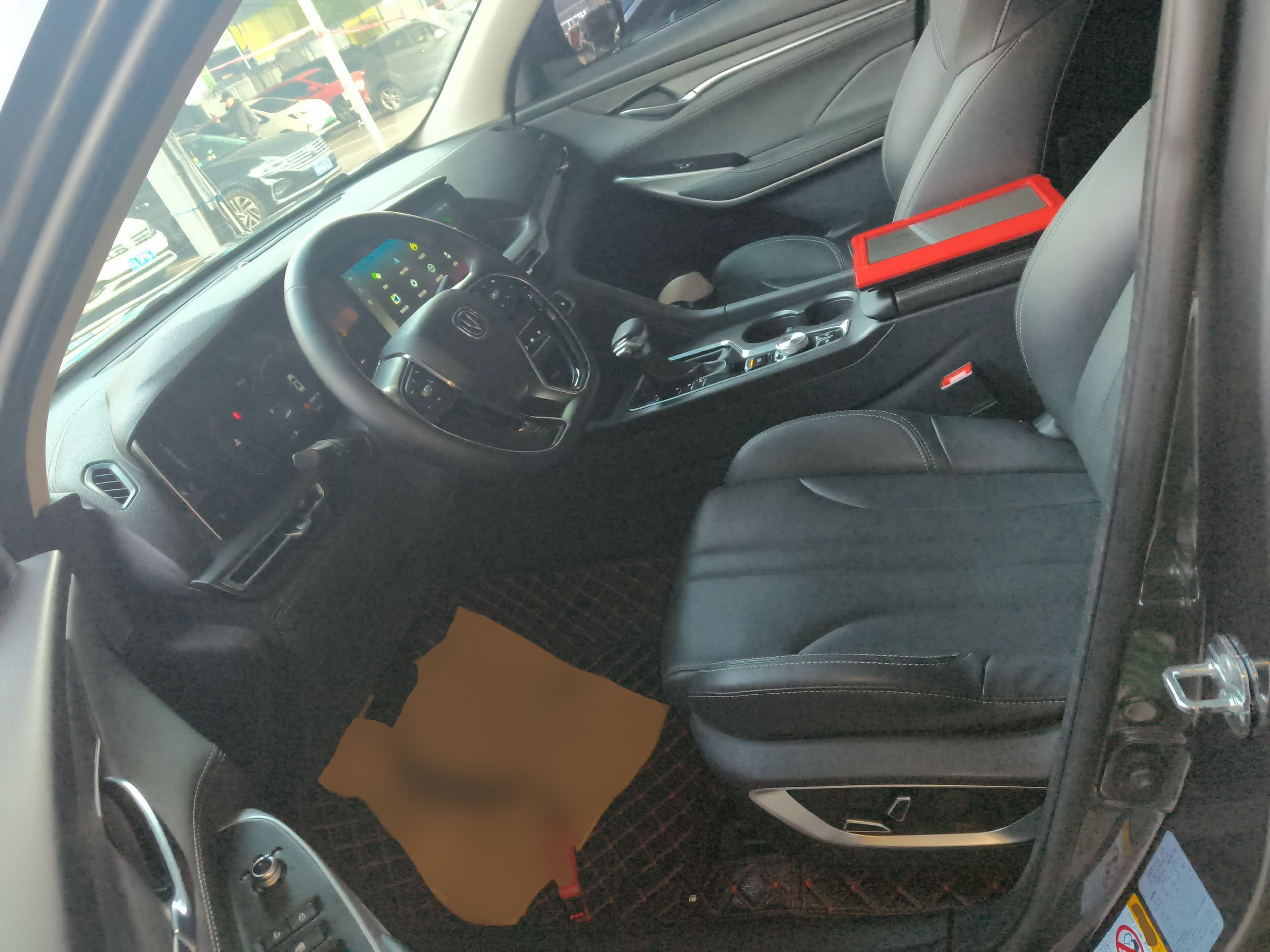 Переднее сиденье в автомобиле