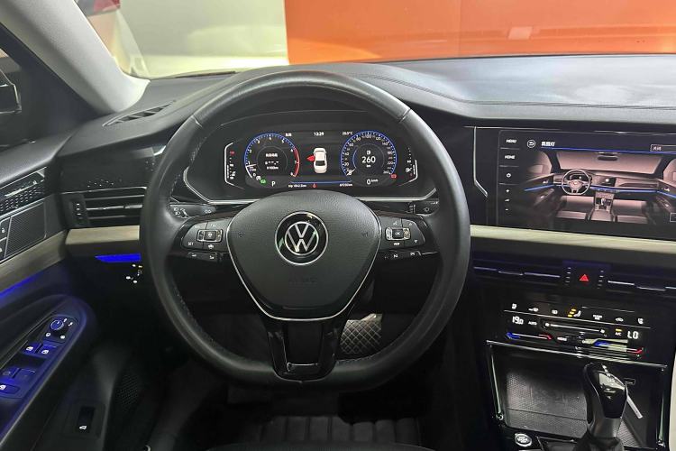 Used Volkswagen Passat 2021 330TSI Luxury Edition
