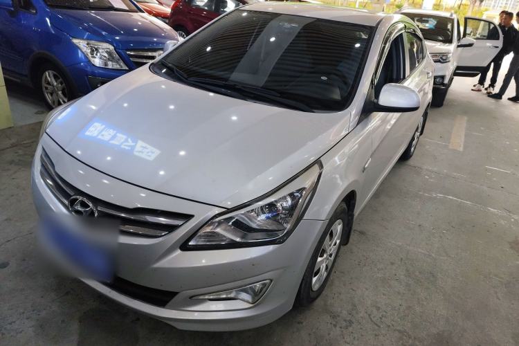 Used Hyundai Verna (older generation) 2014 1.4L Manual Smart GLS Trim