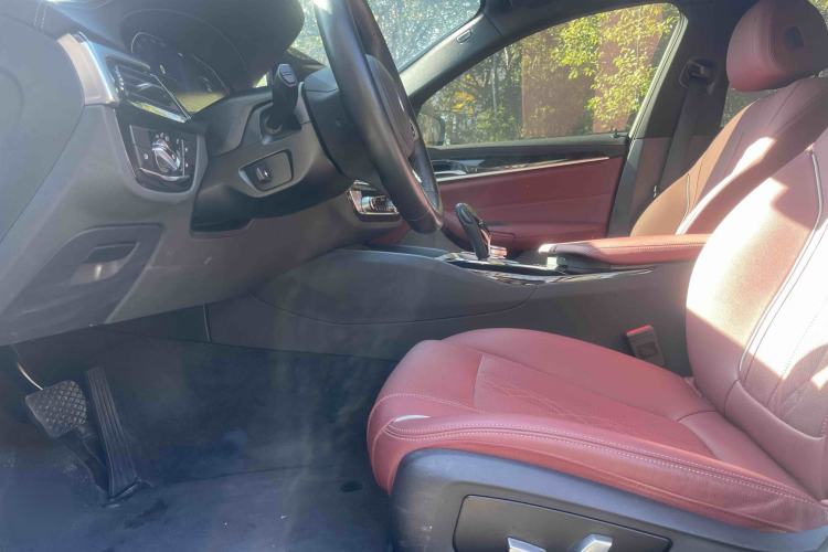 Used BMW 5 Series 2022 Restyled 525Li M Sport Package
