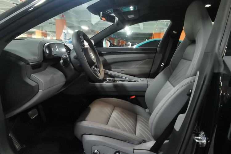 Used Zeekr 001 2025 WE Edition 100 kWh Rear-Wheel Drive
