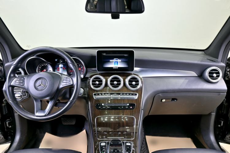 Used Mercedes-Benz GLC 2018 Facelifted GLC 260 4MATIC Dynamic Edition
